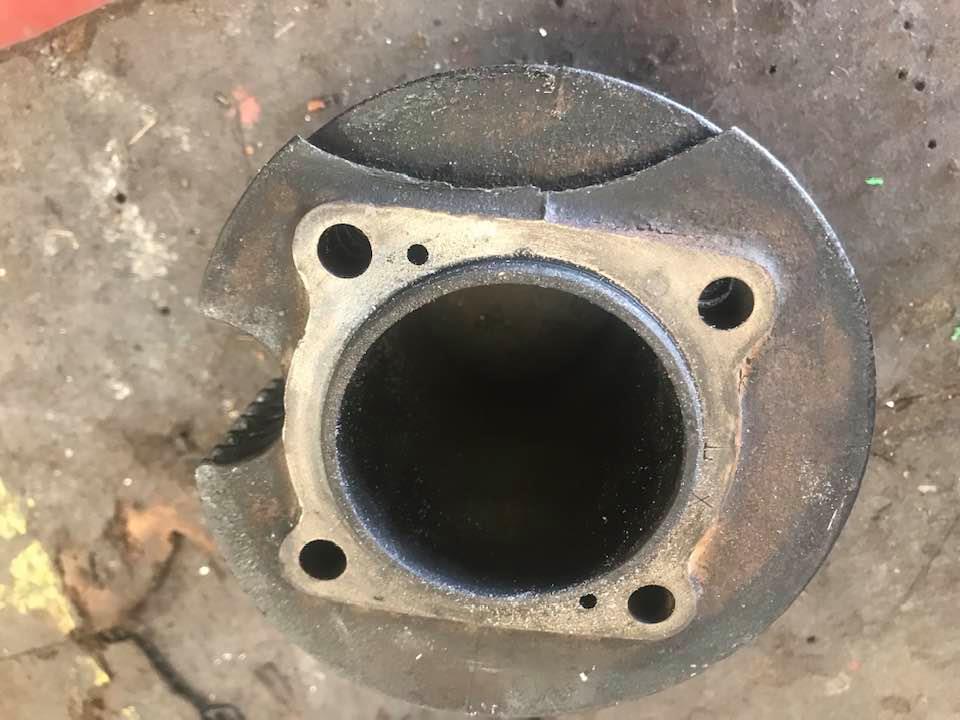 Cast iron head before repair